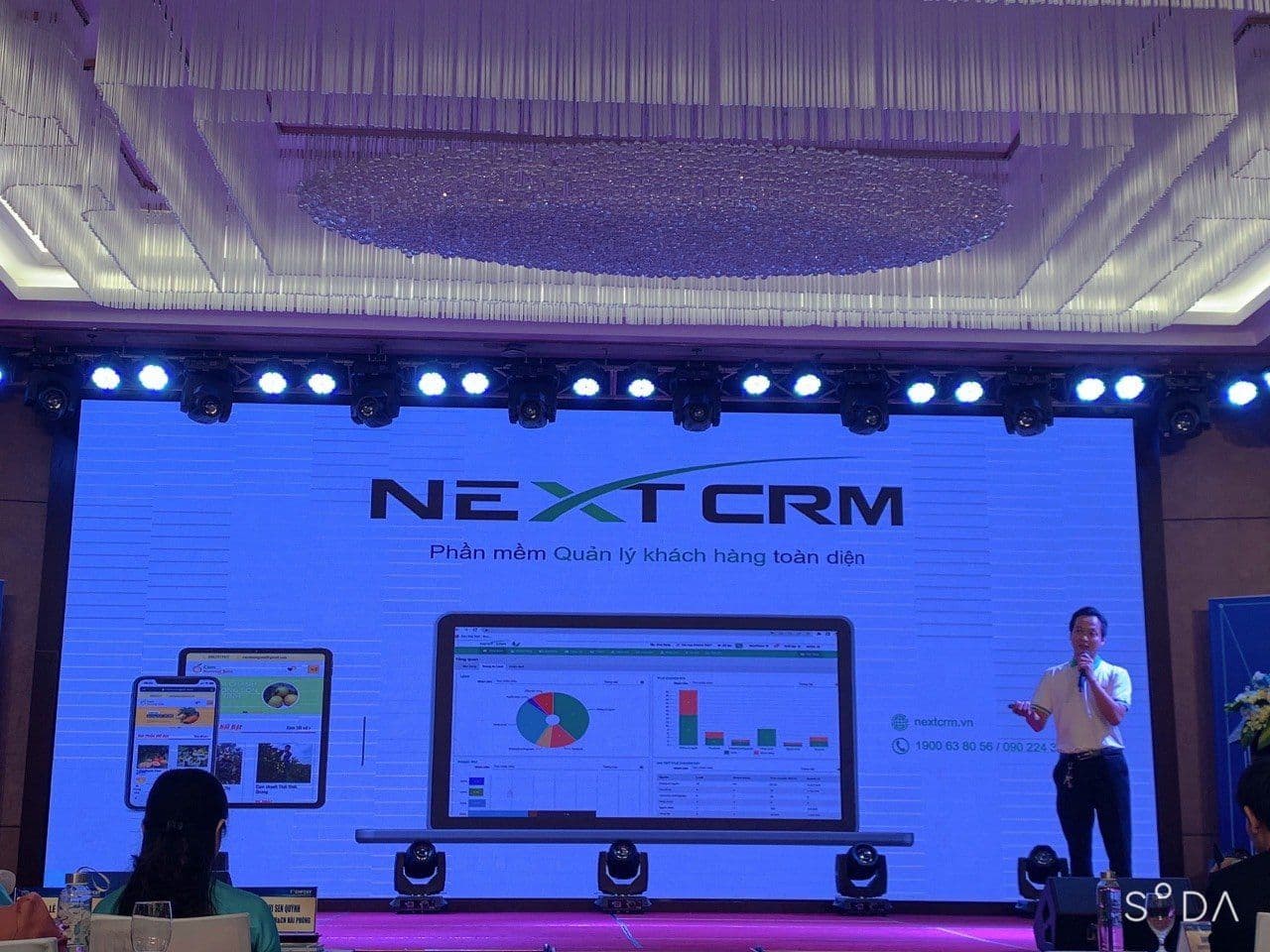 Đại diện NextX Trần Quang Cường giới thiệu giải pháp – phần mềm NextX trong sự kiện kết nối kinh doanh tại Techfest Hải Phòng 2022